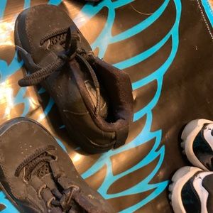 Black Nikes, Toddler